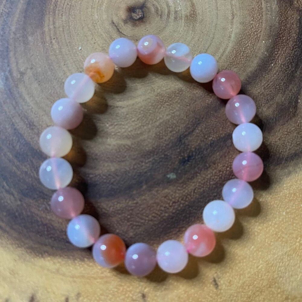 Yuan yuan Agate bracelet striped layers light rainbow colors stretch 10mm 7.5” n